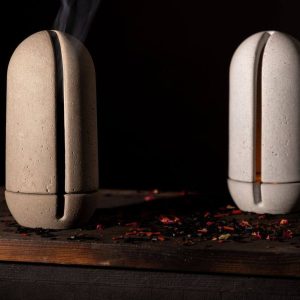 جاعود شکاف روشن از سنگ تراورتن